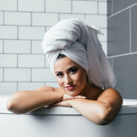 White_towels_tfb